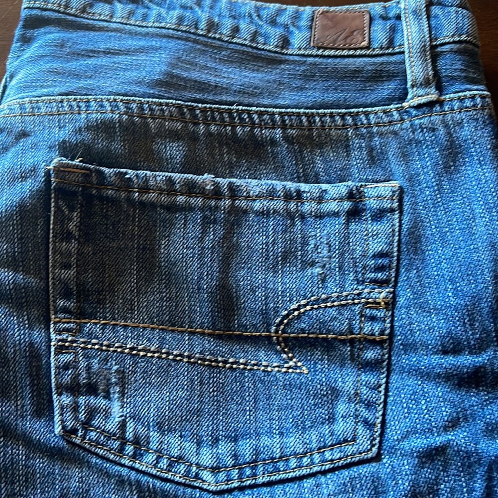 Size 14 American Eagle Capris - Picture 2 of 8